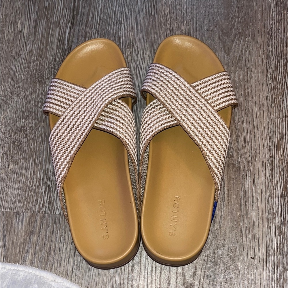 Rothy's Tan and Cream Weekend Slides